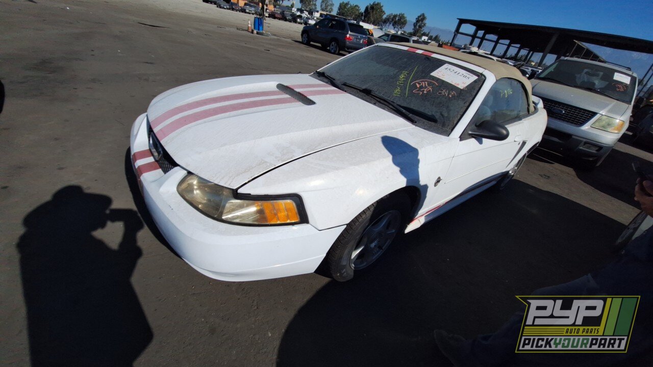 Photo of 2000 Ford Mustang