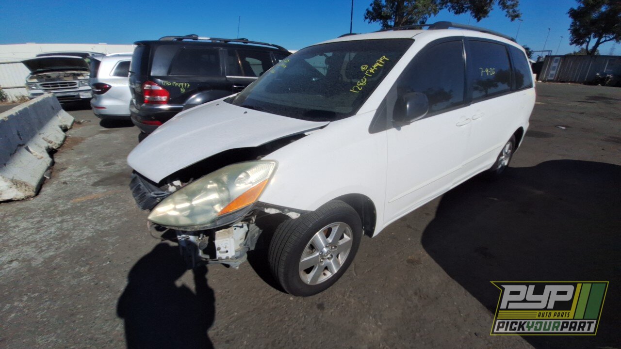 Photo of 2006 Toyota Sienna