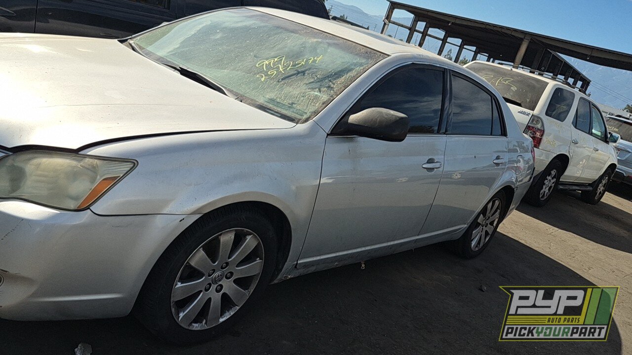 Photo of 2005 Toyota Avalon