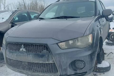 Photo of 2010 Mitsubishi Outlander