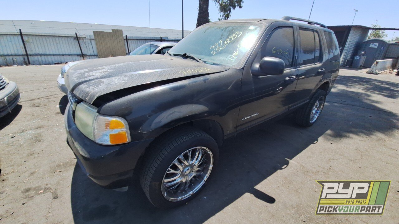 Photo of 2004 Ford Explorer