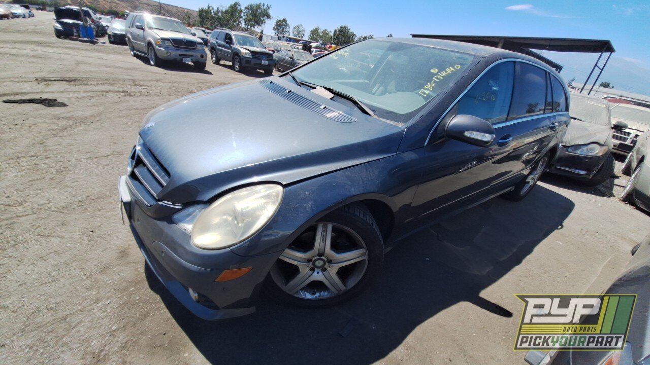 Photo of 2010 Mercedes-Benz R350