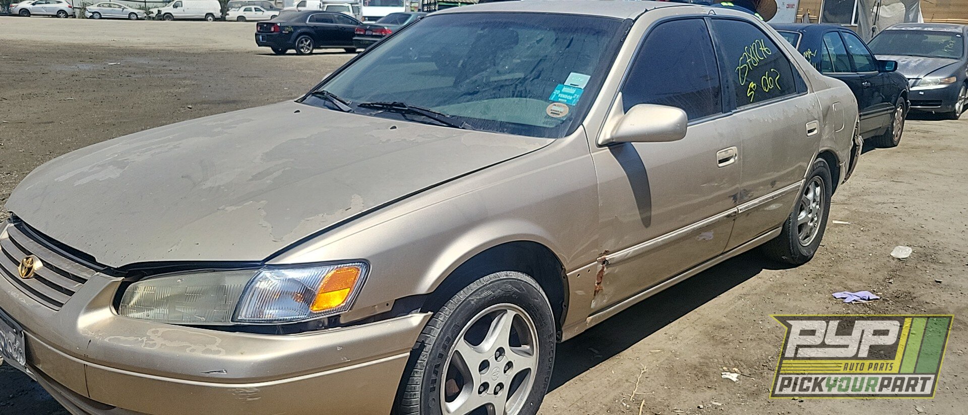 Photo of 1999 Toyota Camry