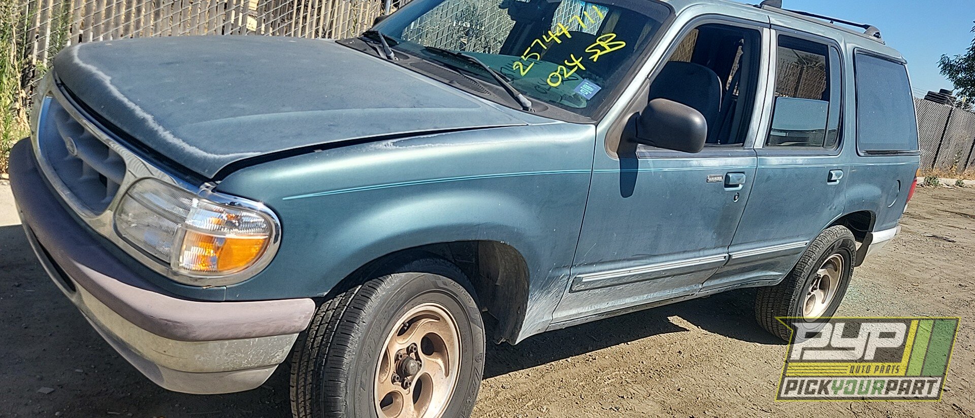 Photo of 1995 Ford Explorer