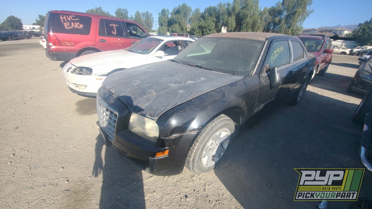 Photo of 2005 Chrysler 300