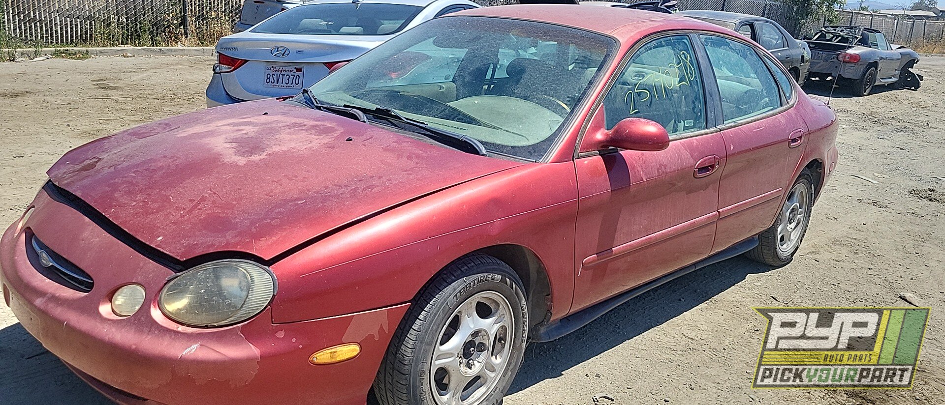 Photo of 1998 Ford Taurus