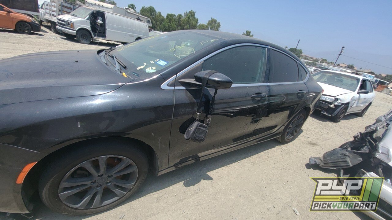 Photo of 2015 Chrysler 200