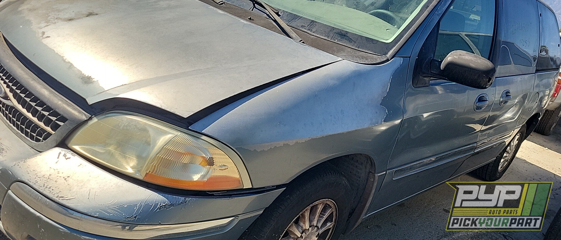 Photo of 1999 Ford Windstar