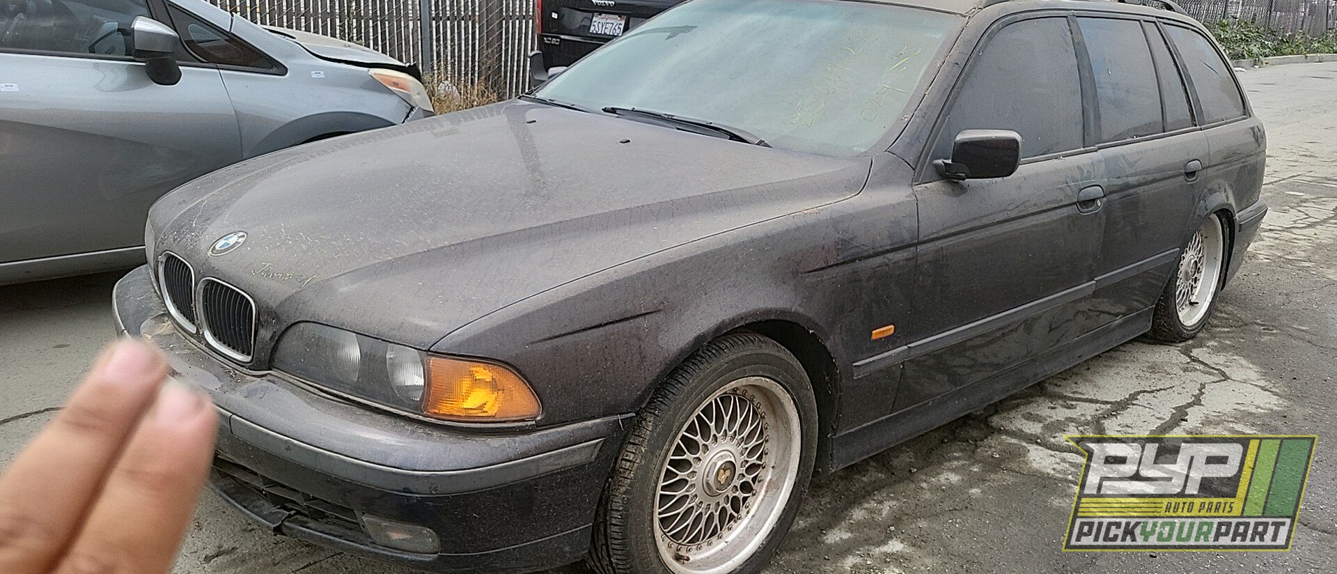 Photo of 1999 Bmw 528I