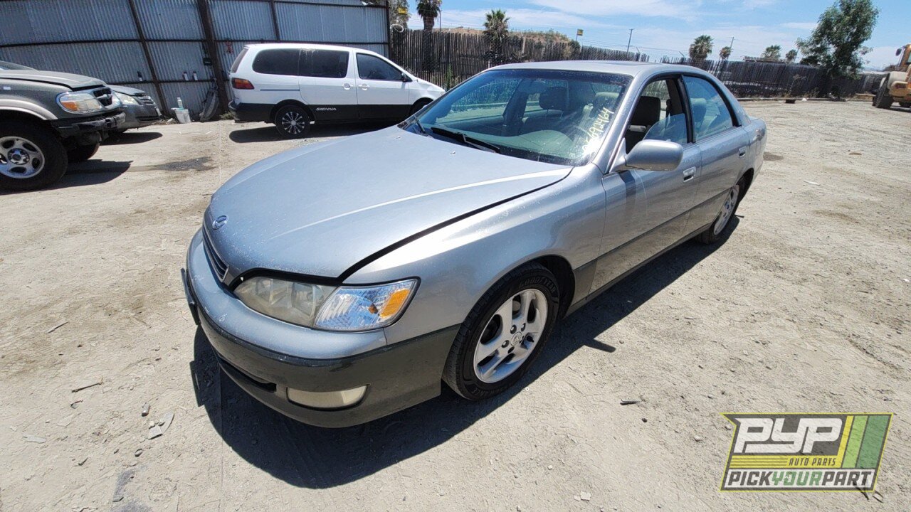 Photo of 2000 Lexus Es300