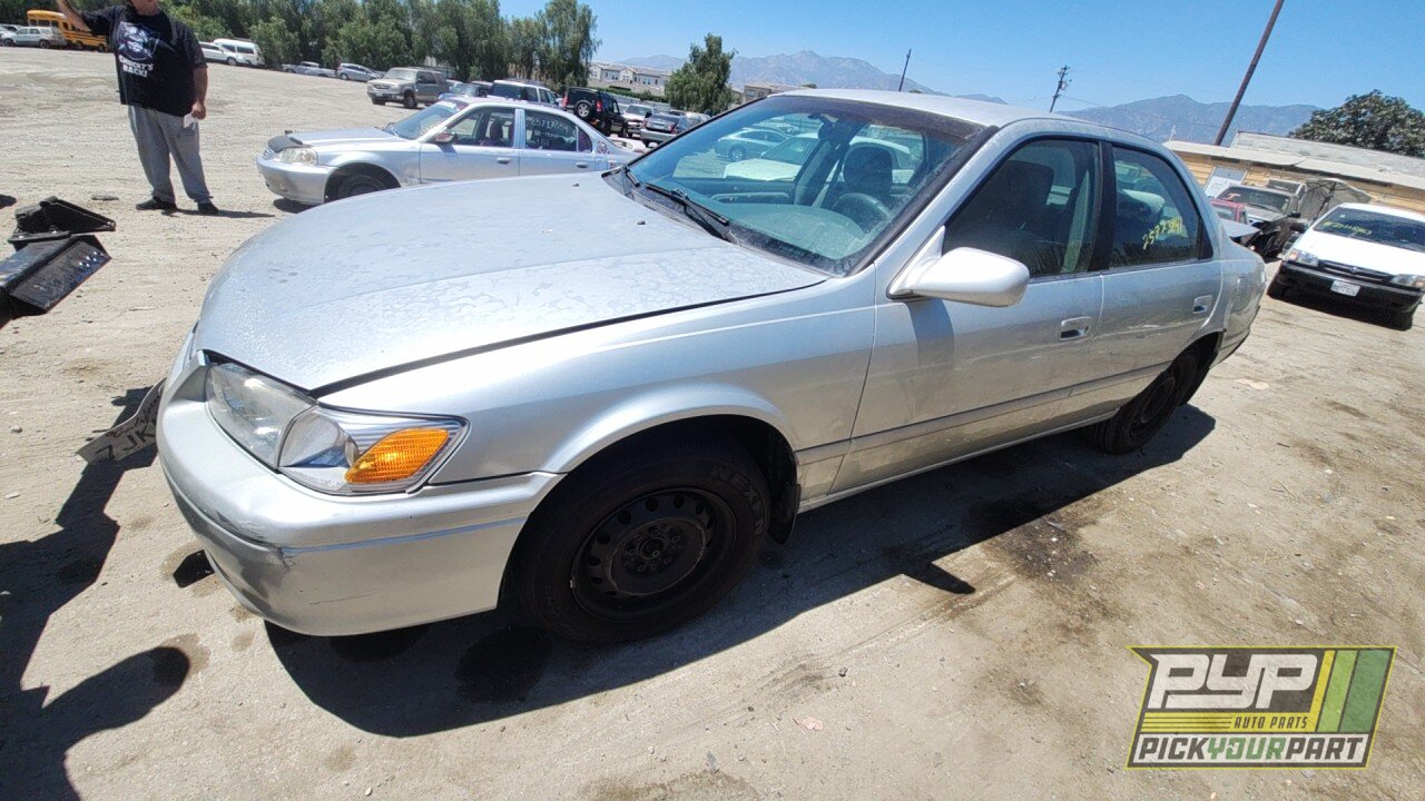 Photo of 2000 Toyota Camry