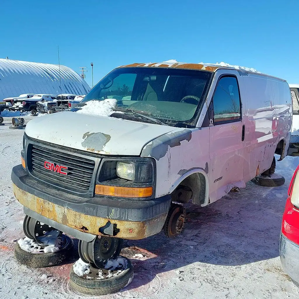 Photo of 2007 Gmc Savana Cargo