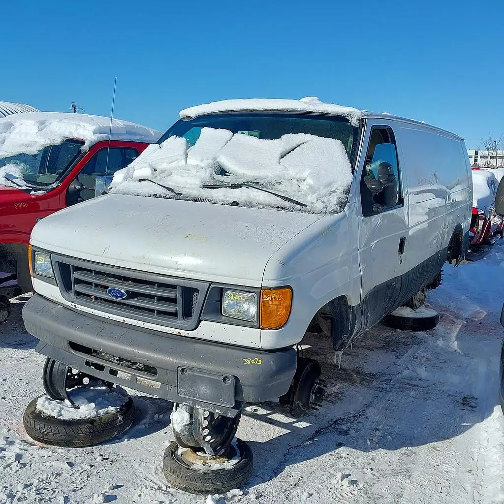 Photo of 2001 Ford Econoline