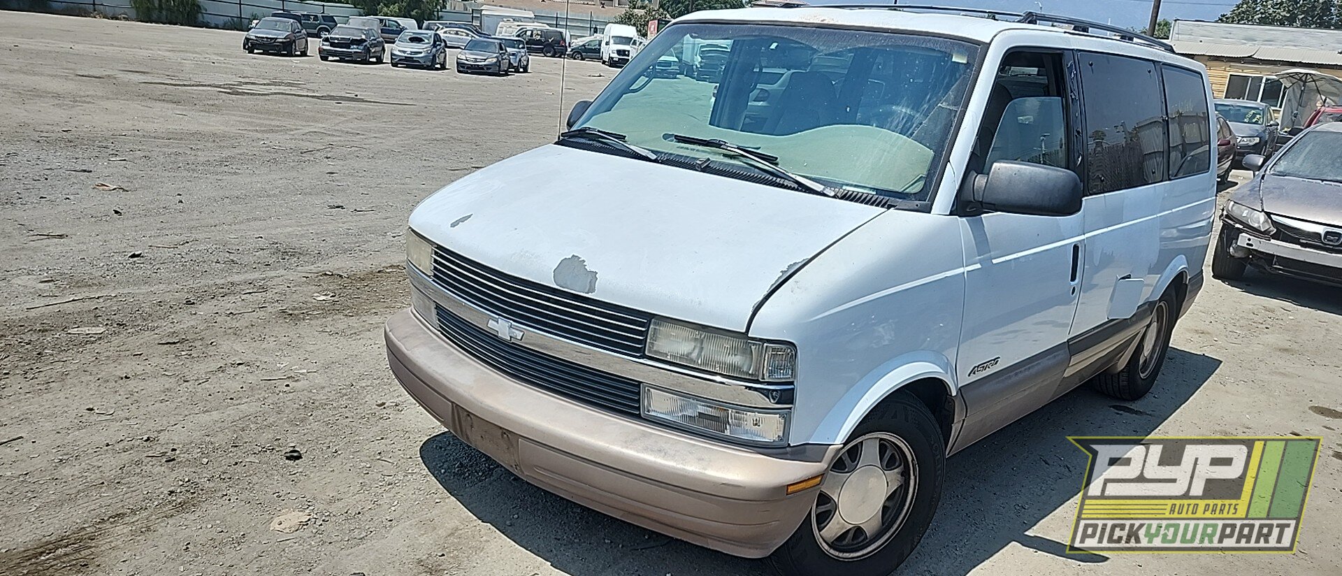 Photo of 1998 Chevrolet Astro