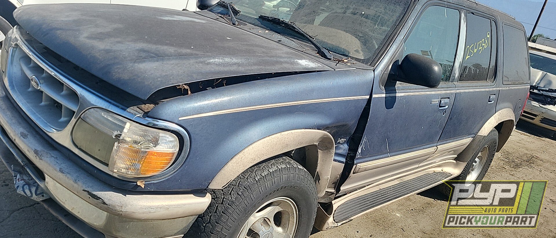 Photo of 1998 Ford Explorer