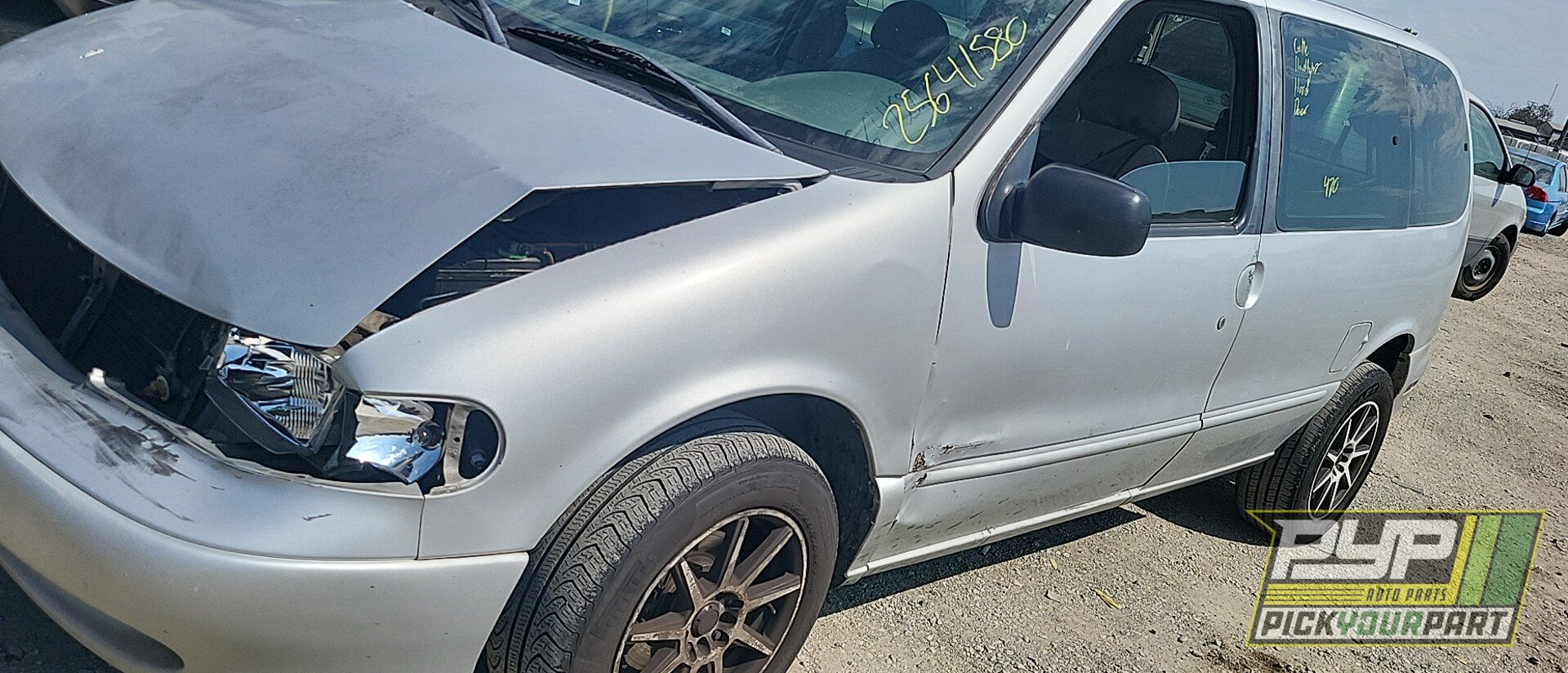 Photo of 1998 Nissan Quest