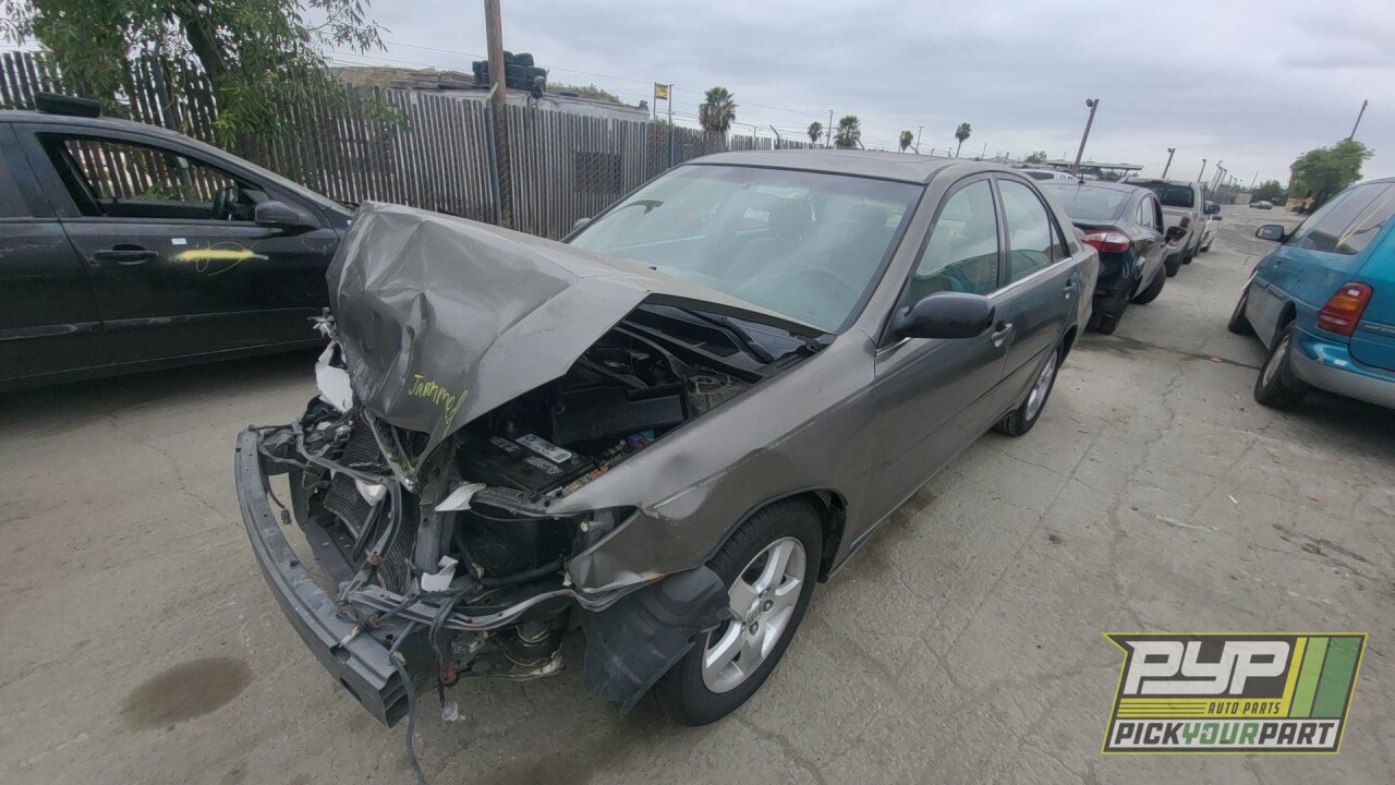 Photo of 2004 Toyota Camry