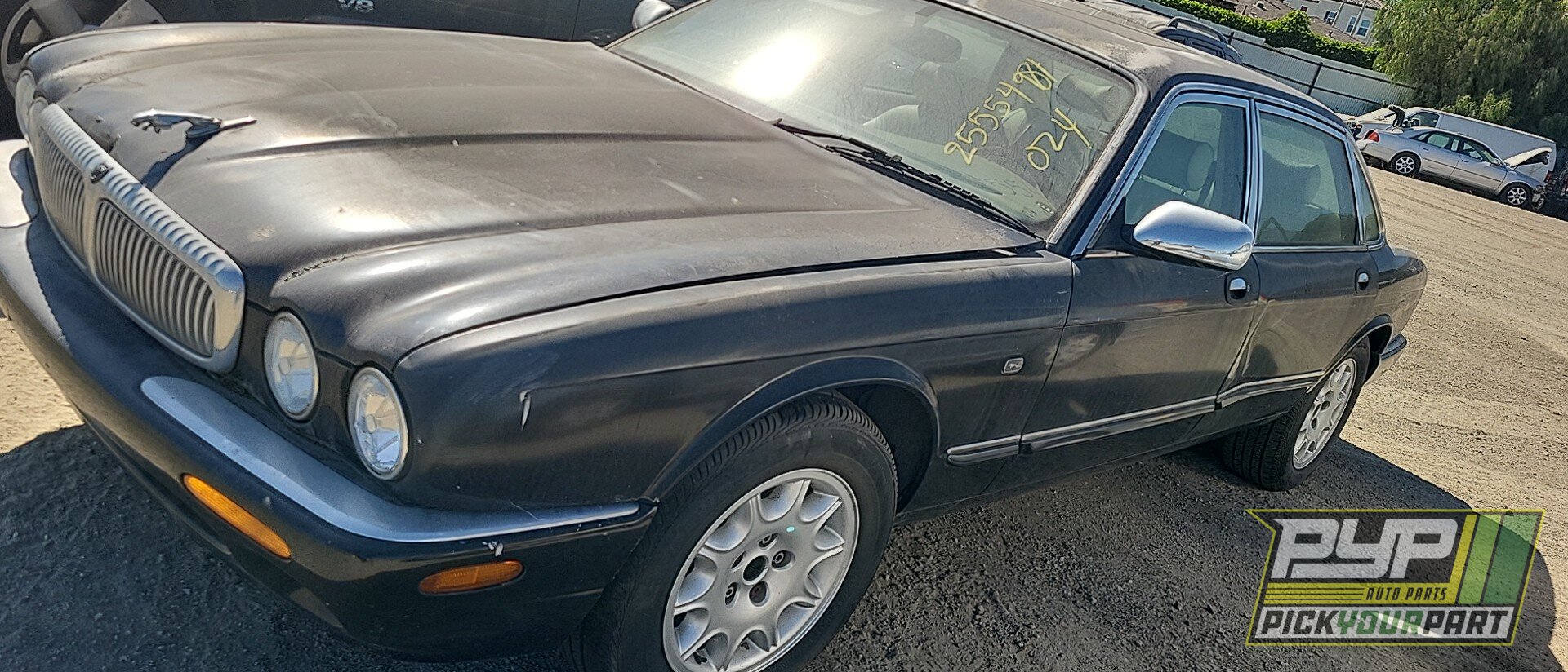 Photo of 1998 Jaguar Vanden Plas