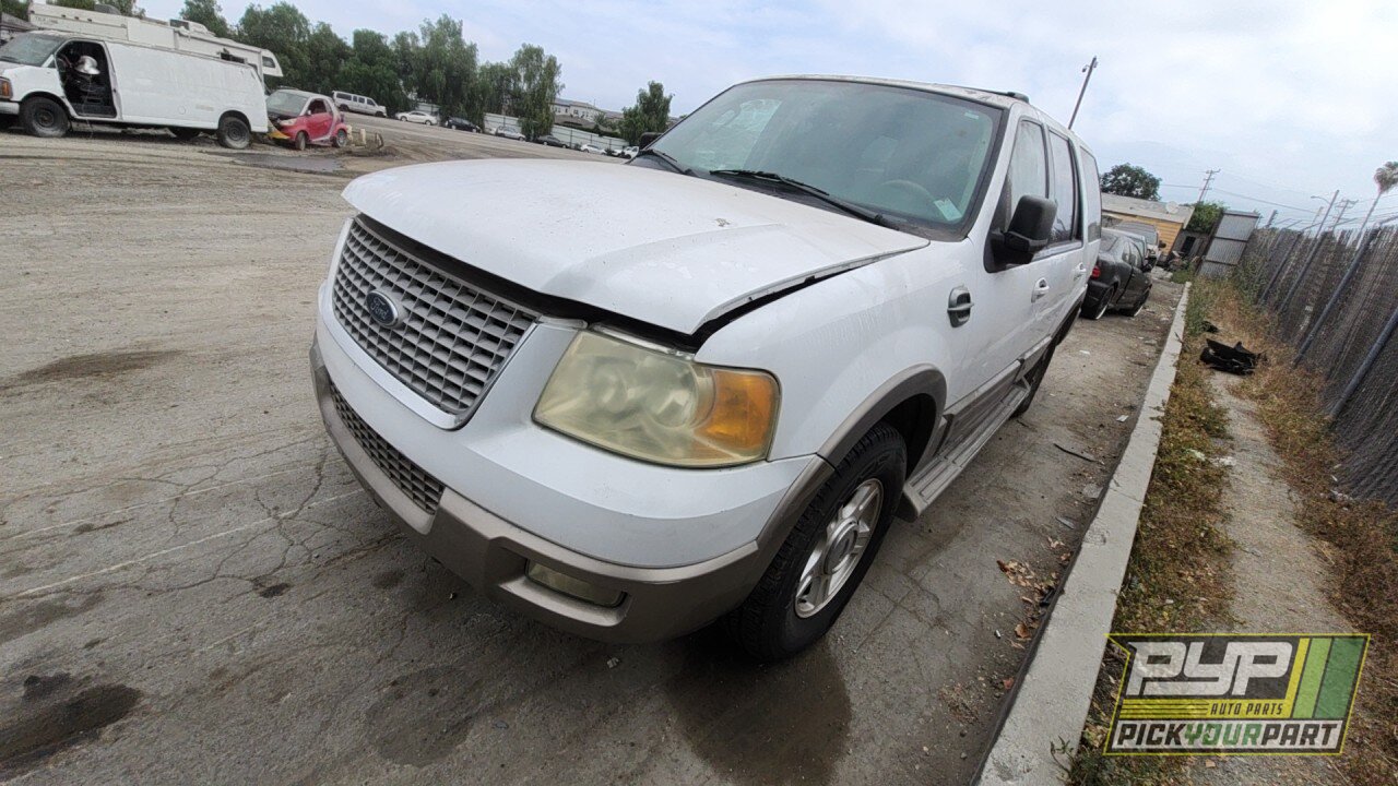 Photo of 2004 Ford Expedition