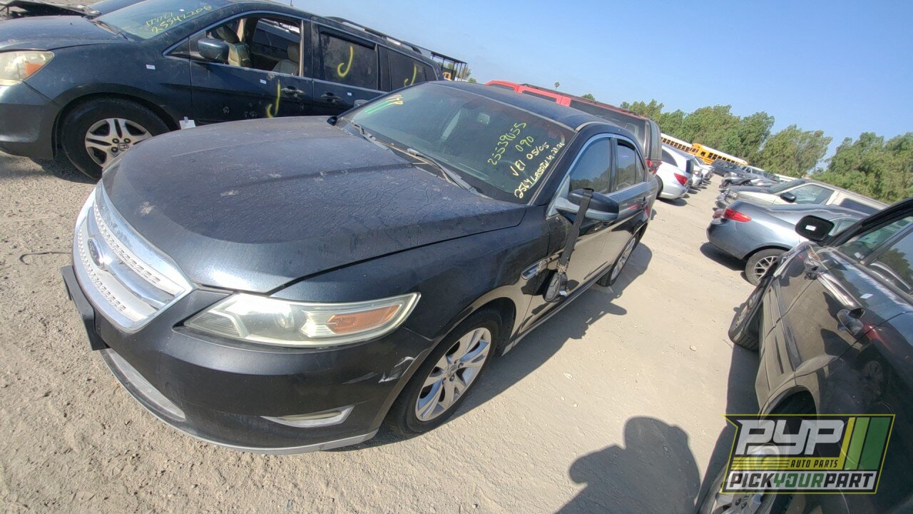 Photo of 2010 Ford Taurus