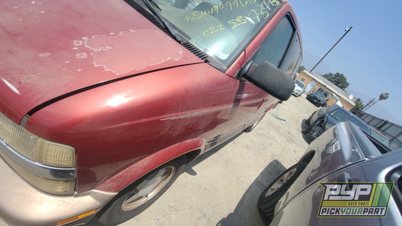 Photo of 2001 Chevrolet Astro