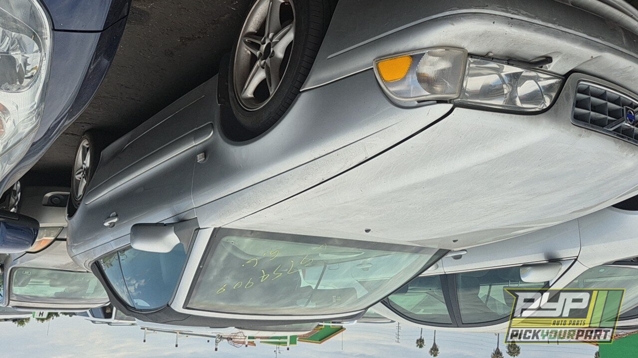 Photo of 2002 Volvo C70