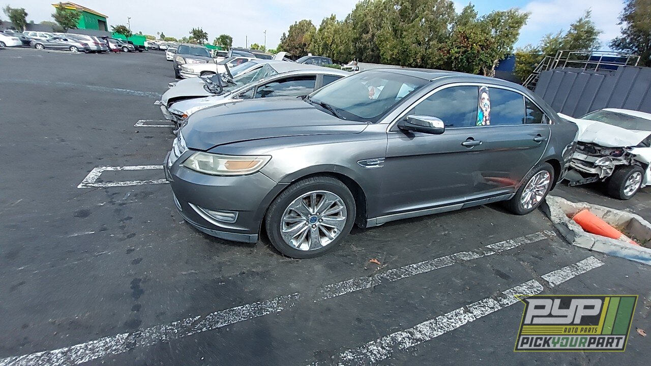 Photo of 2011 Ford Taurus