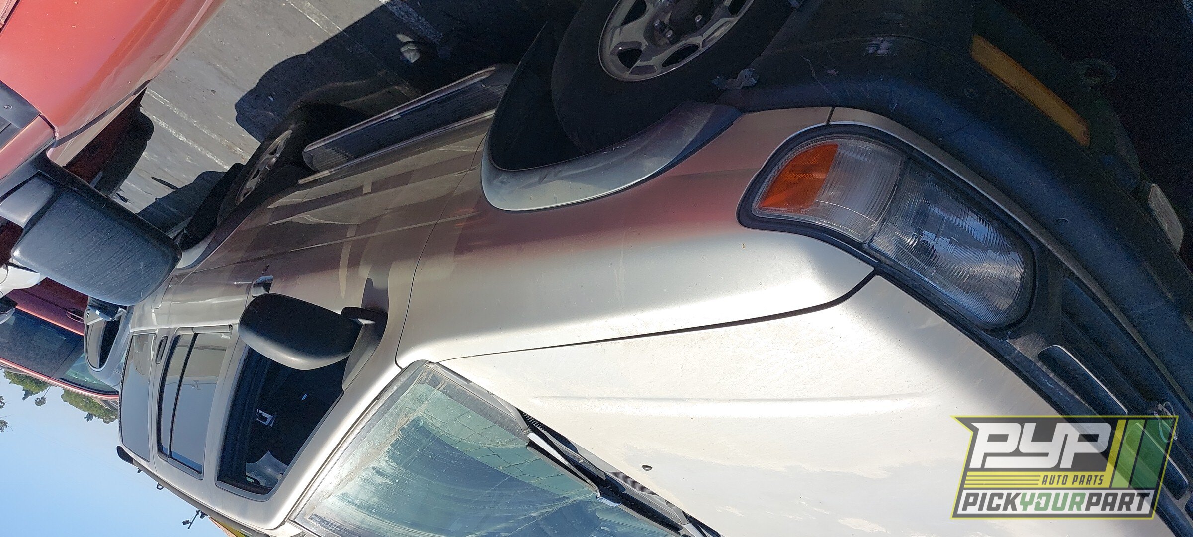 Photo of 1996 Nissan Pathfinder