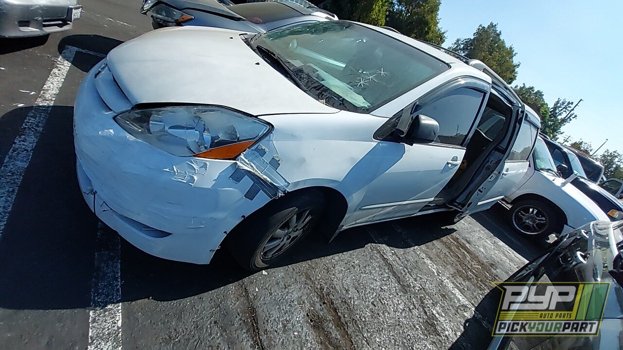 Photo of 2006 Toyota Sienna