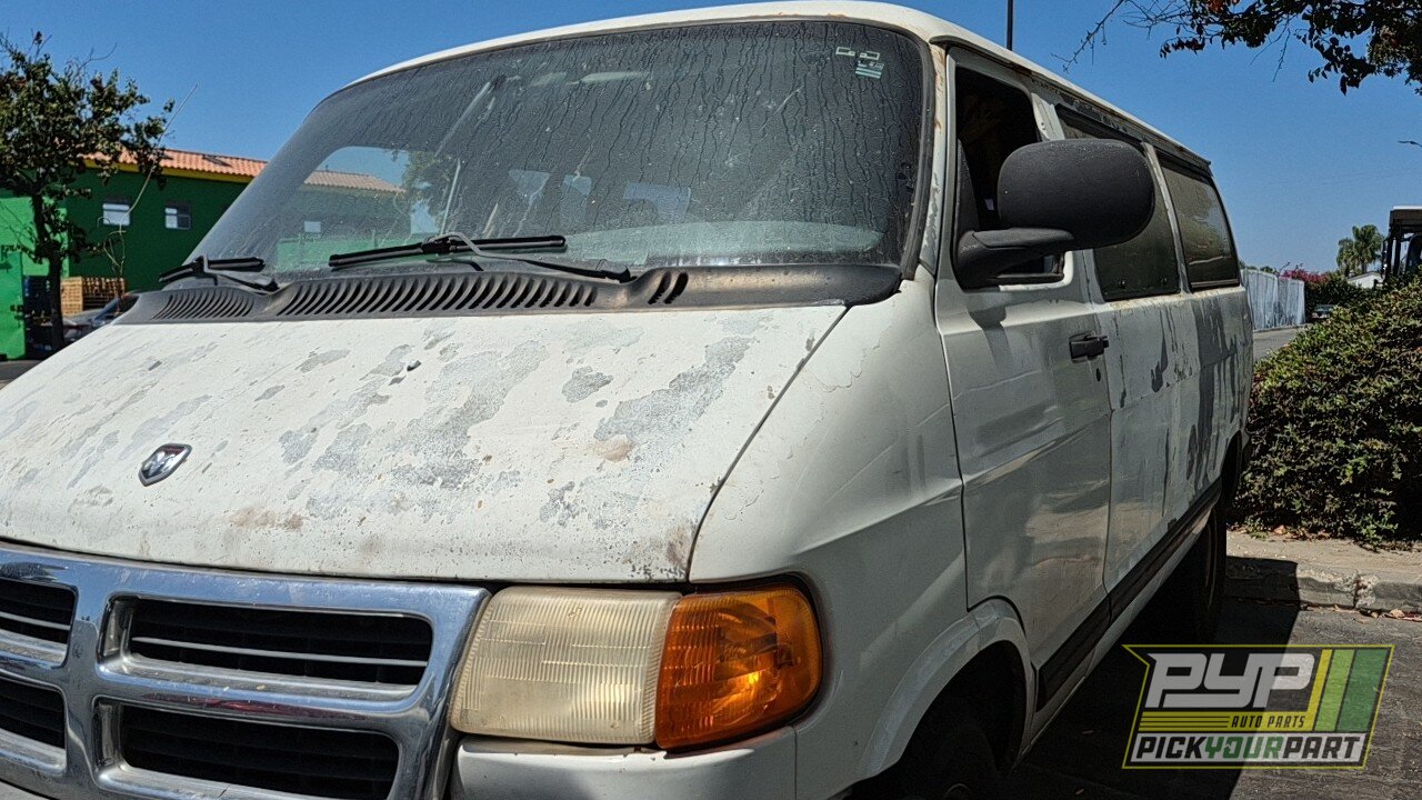 Photo of 2000 Dodge Ram 2500 Van