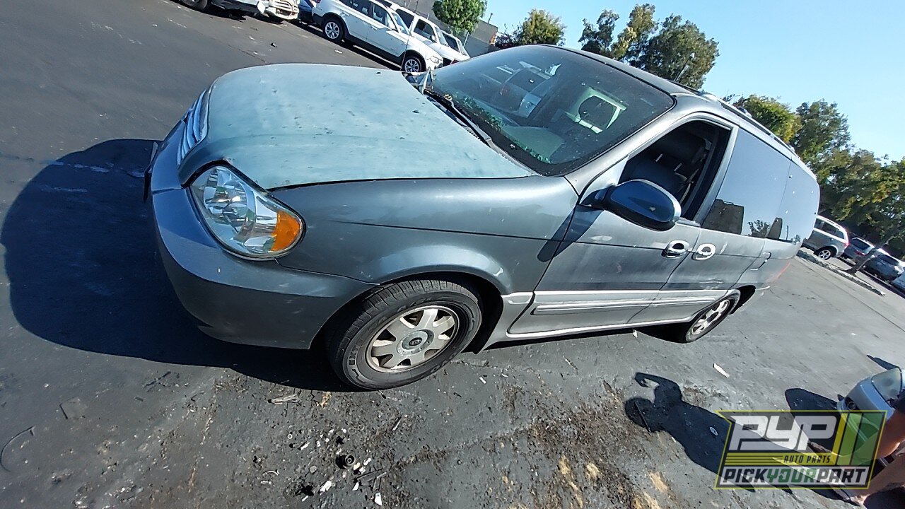 Photo of 2002 Kia Sedona