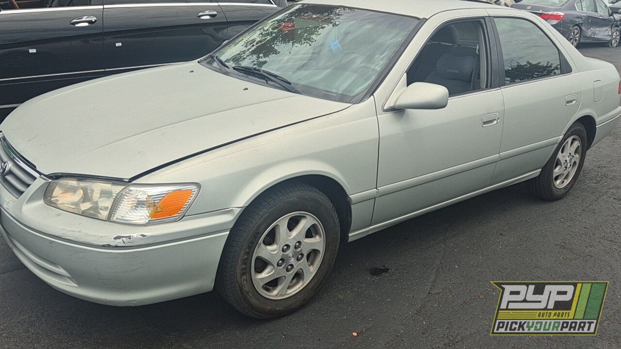 Photo of 2000 Toyota Camry