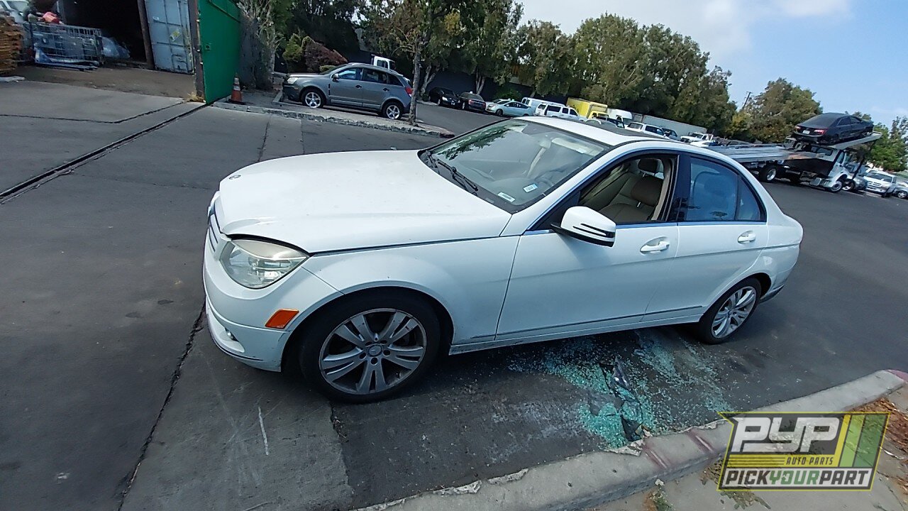 Photo of 2010 Mercedes-Benz C300