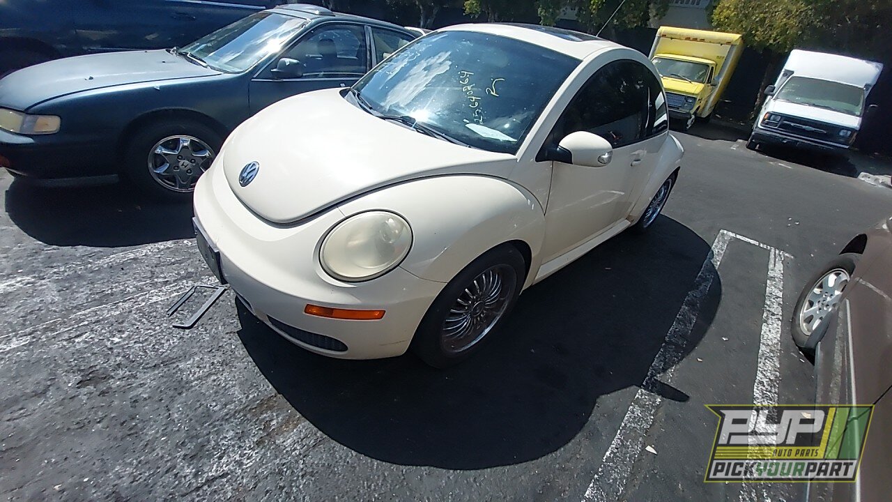 Photo of 2006 Volkswagen Beetle