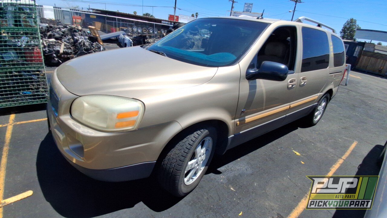 Photo of 2005 Saturn Relay