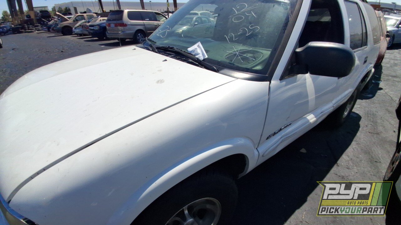 Photo of 2004 Chevrolet Blazer