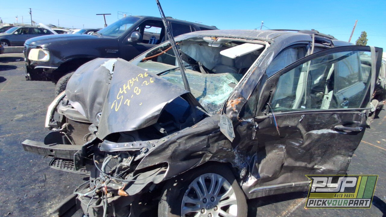Photo of 2012 Toyota Sienna