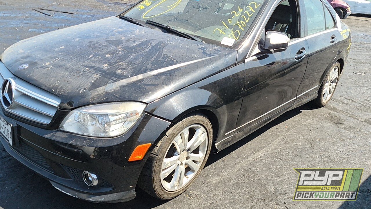Photo of 2009 Mercedes-Benz C300