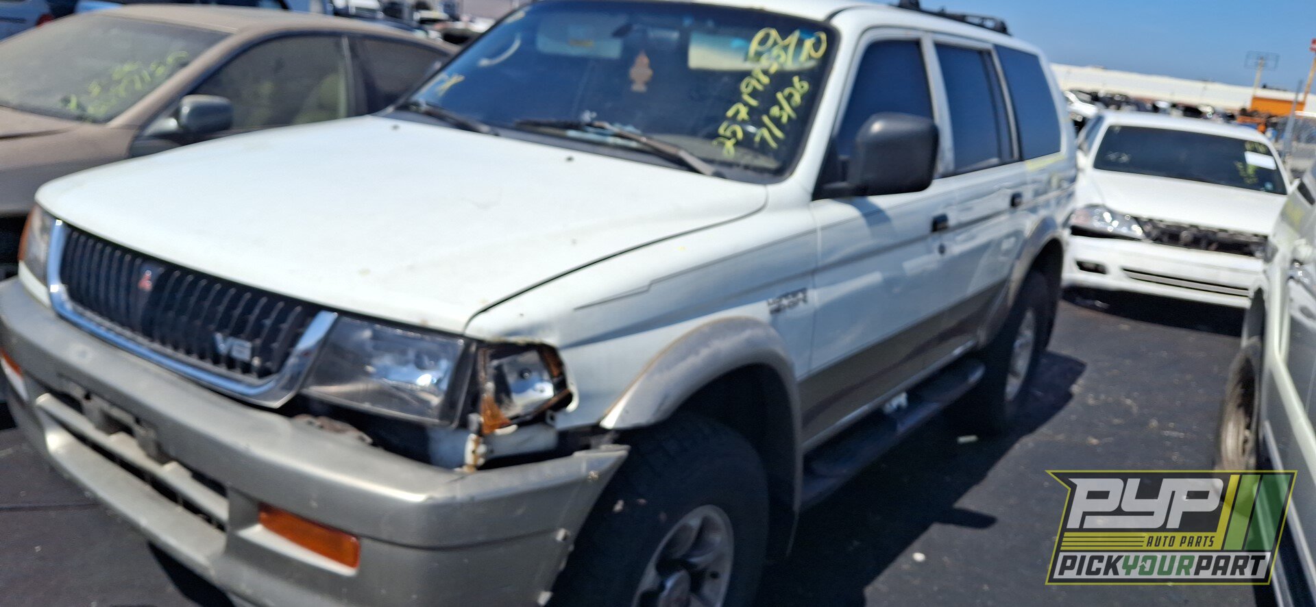 Photo of 1998 Mitsubishi Montero Sport