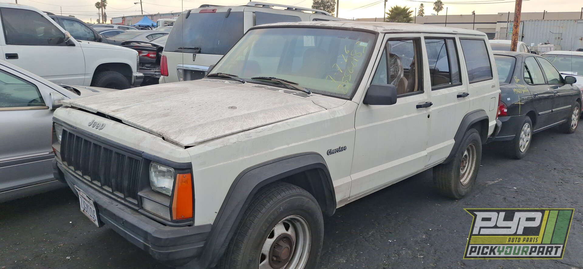 Photo of 1996 Jeep Cherokee