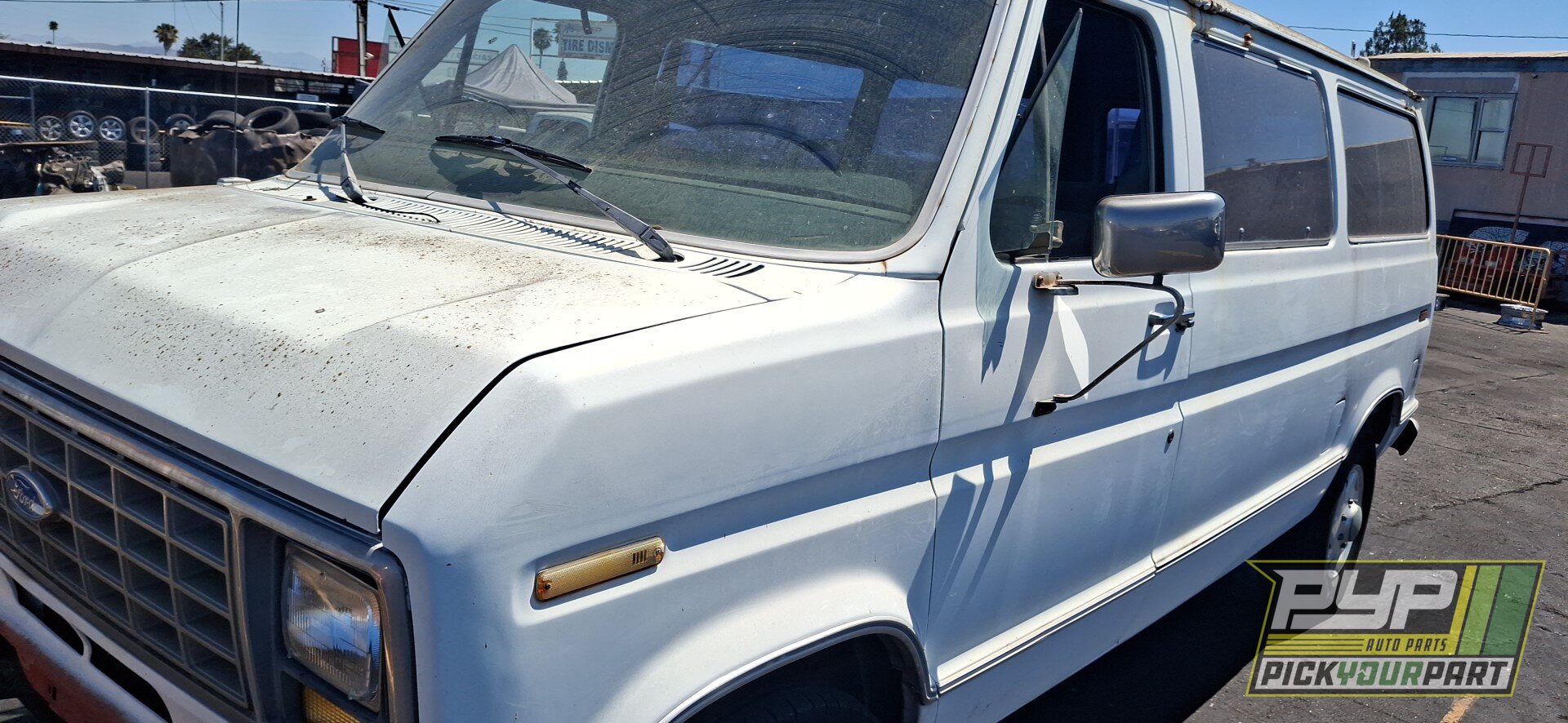 Photo of 1991 Ford E-250 Econoline Club Wagon