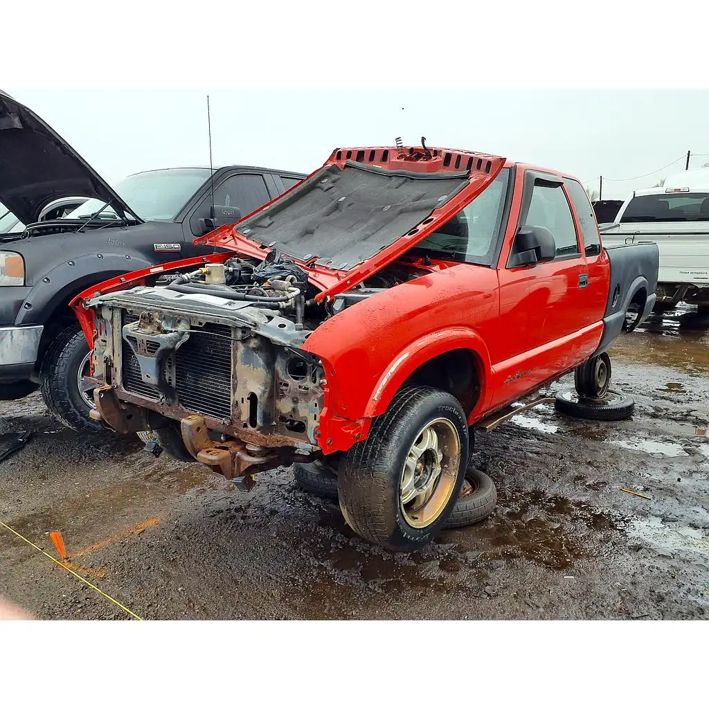Photo of 2000 Chevrolet S-10