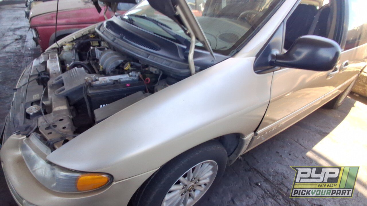 Photo of 2000 Chrysler Town & Country
