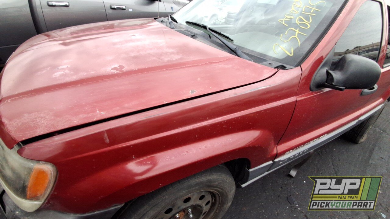 Photo of 2004 Jeep Grand Cherokee