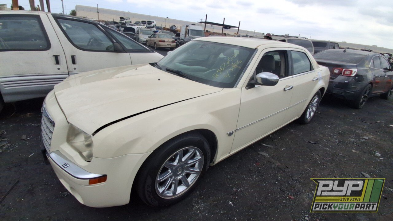 Photo of 2005 Chrysler 300