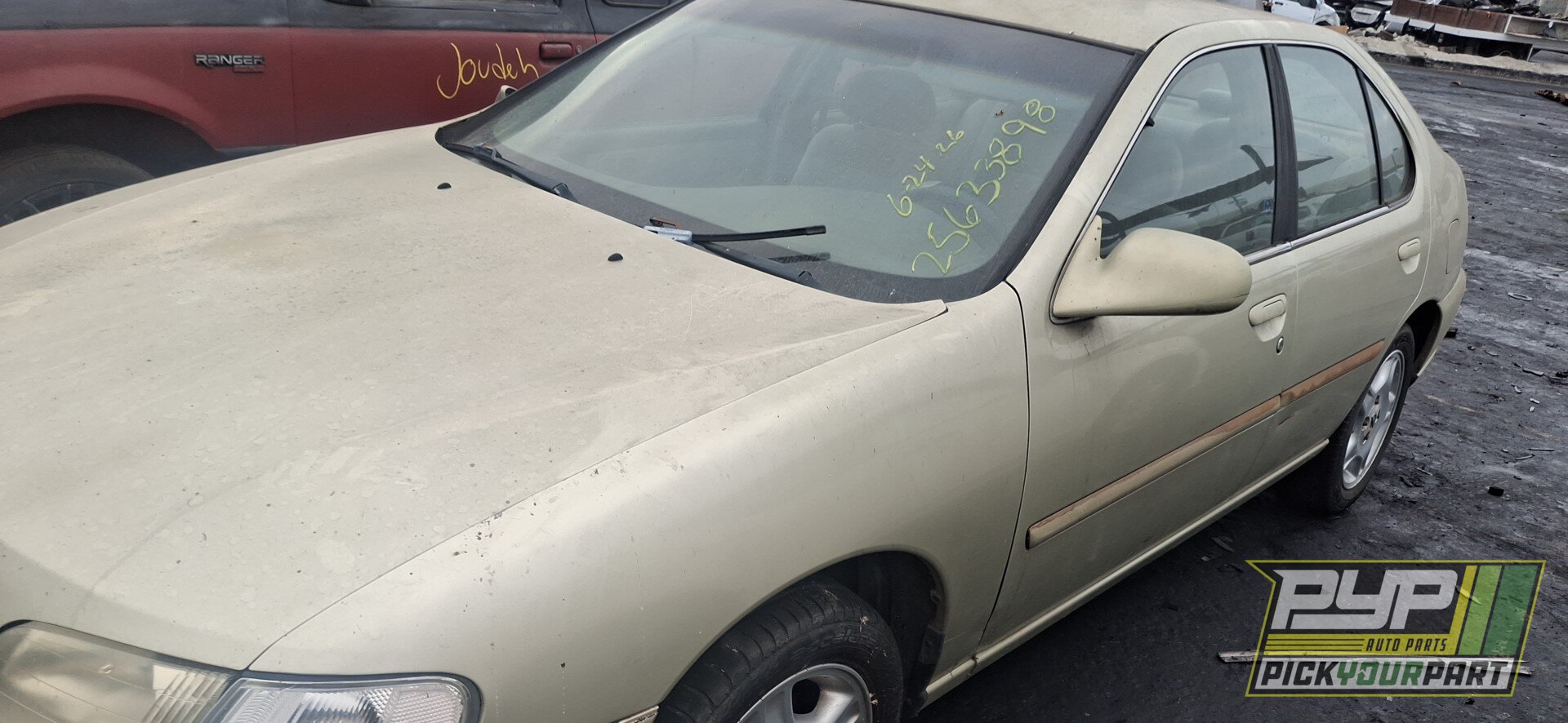 Photo of 1999 Nissan Altima