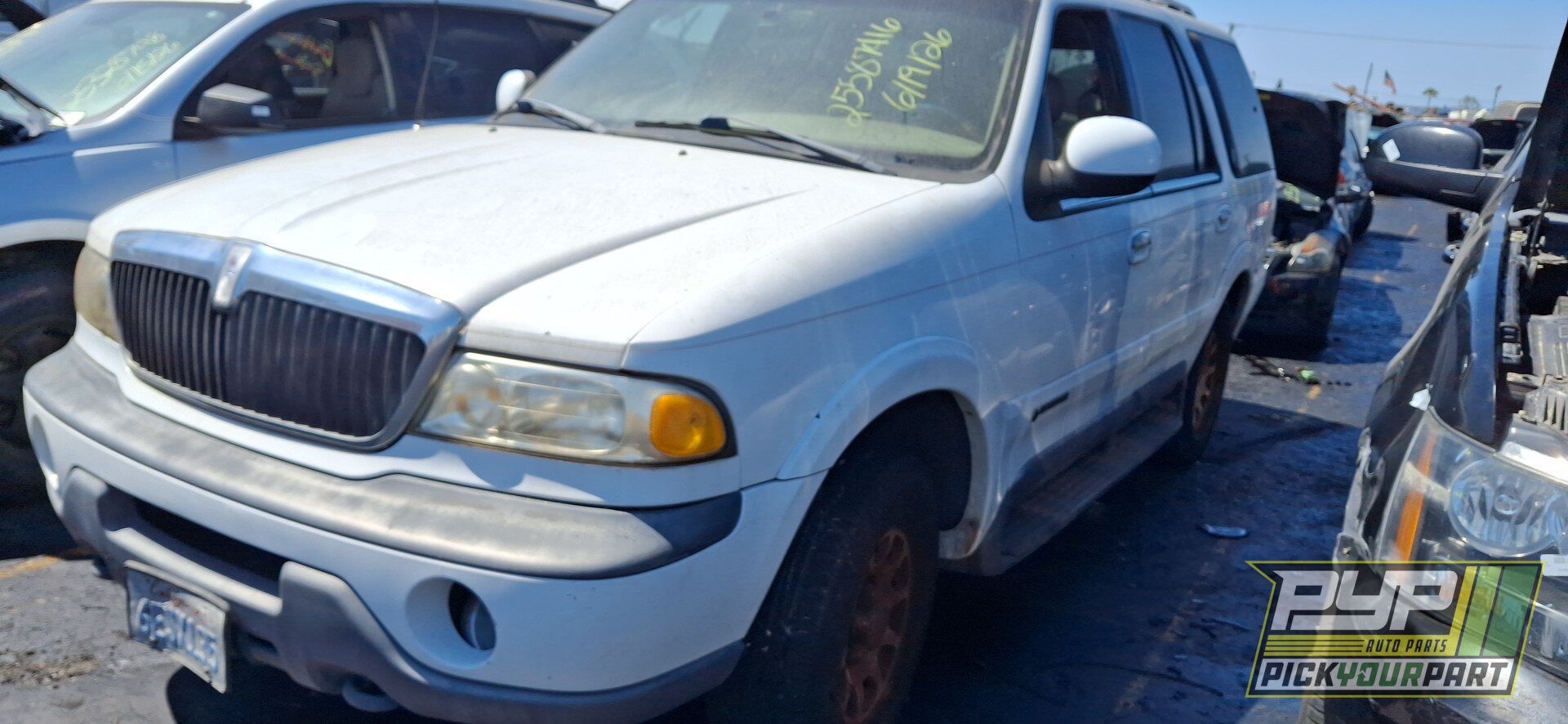Photo of 1998 Lincoln Navigator