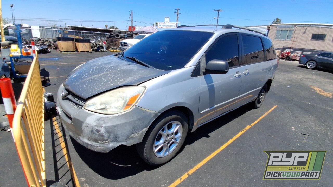 Photo of 2005 Toyota Sienna