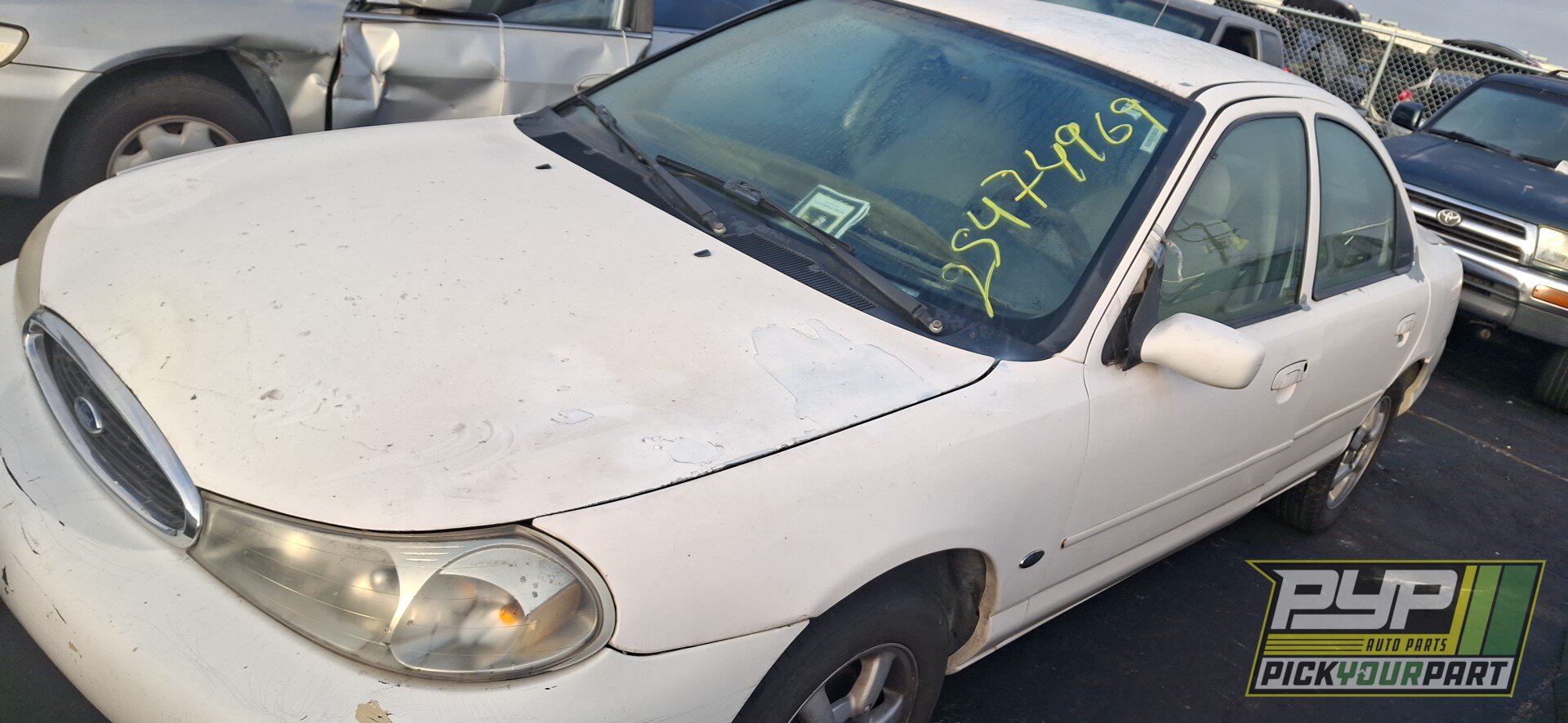 Photo of 1999 Ford Contour