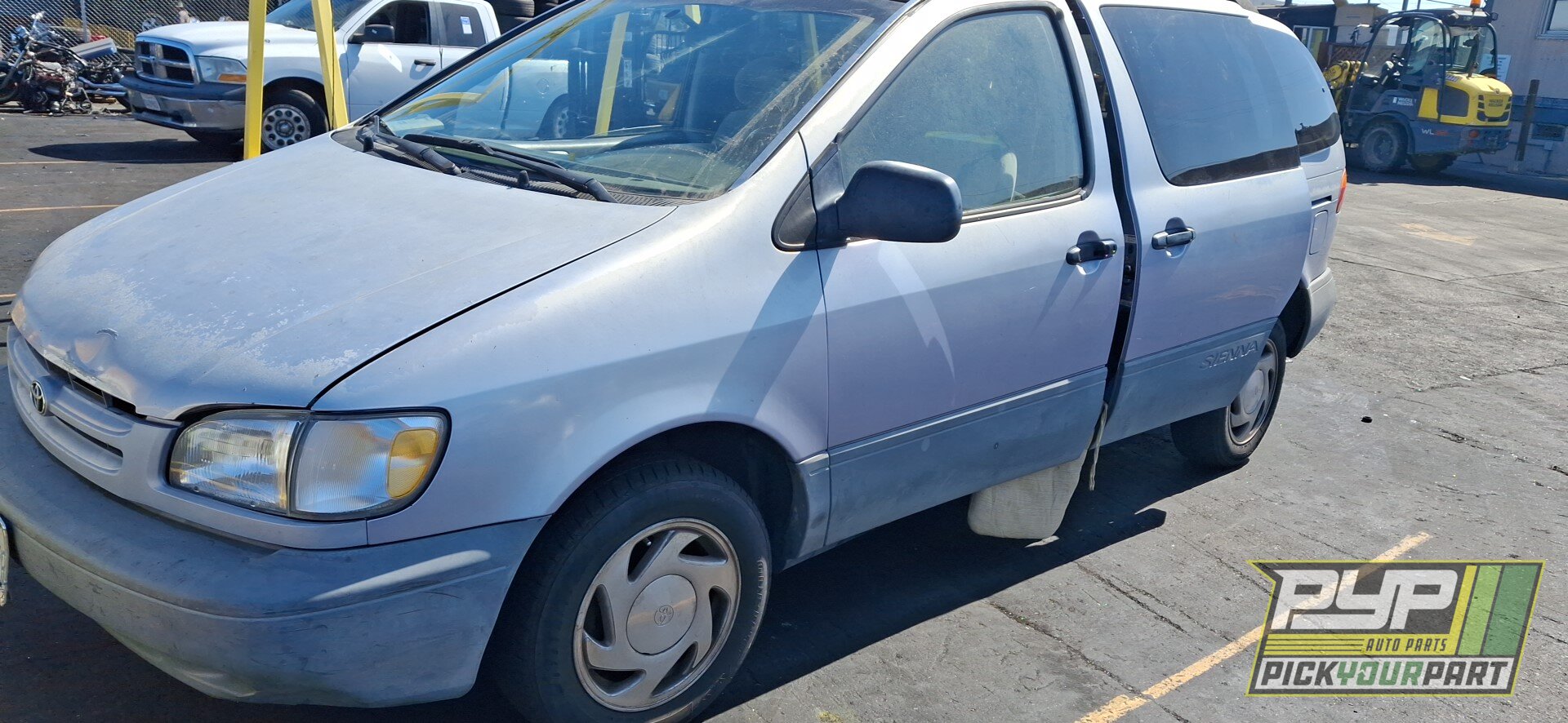 Photo of 1998 Toyota Sienna